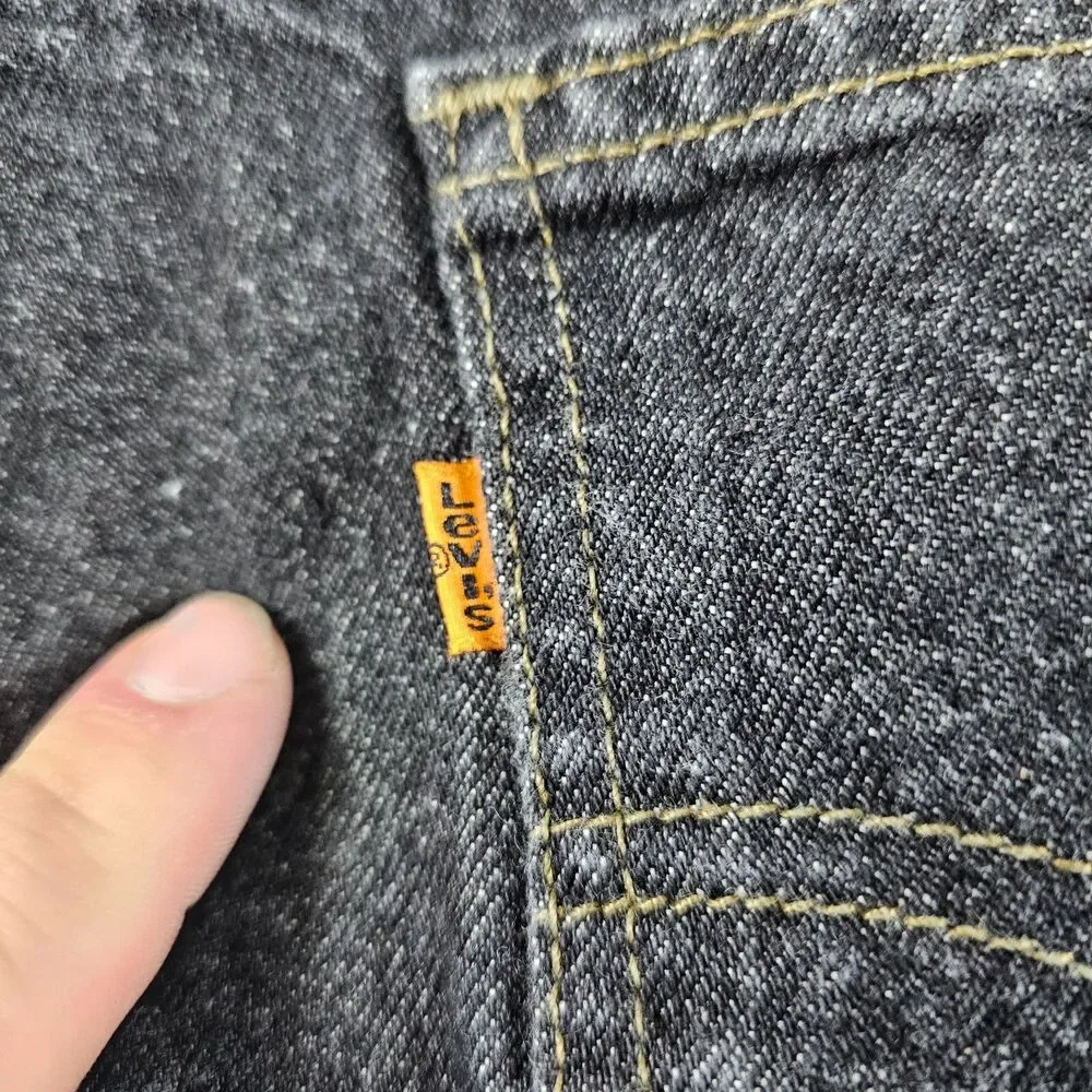 Vintage Levis 550 Jeans Men 36x32* Black Relax Taper Orange Tab Distress 90s USA